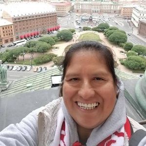 Meet your Posher, Charito